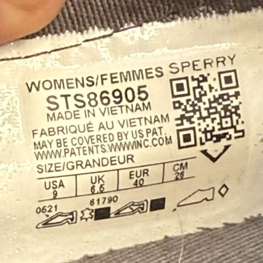 Sperry Crest Twin Gore Womens 9M Silver Blue Metallic Camo Sneakers EUC